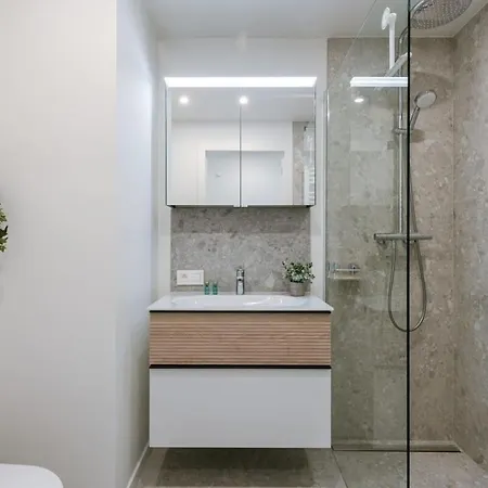 Huswell - Pleasant With Frontal Sea View * Middelkerke