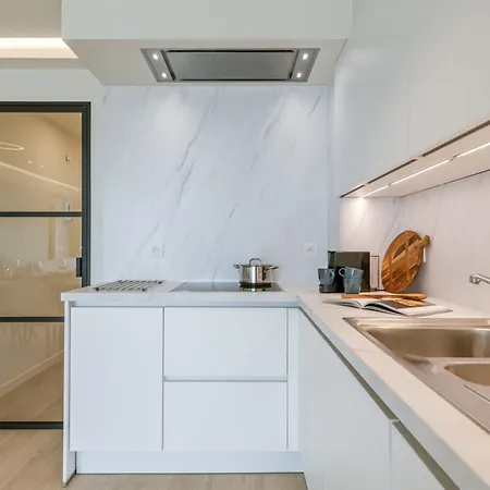 Huswell - Pleasant With Frontal Sea View 미들케르케